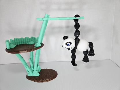 Panda - Hanging with Bambu Tree House